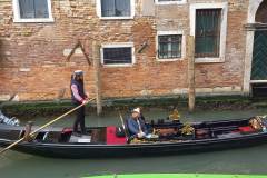 received_5893639937425078