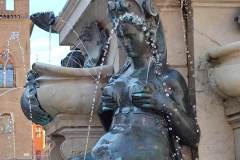 received_3442918985938171