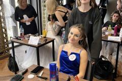 received_365178772703696