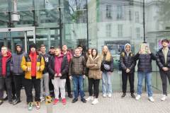 received_1296139047918311