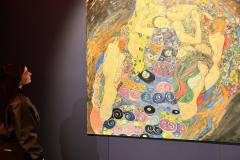 received_2064018120648748