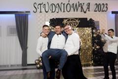 received_3324972121148109