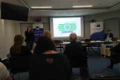 received_1551545422352574