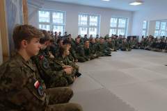 received_1513663622469668