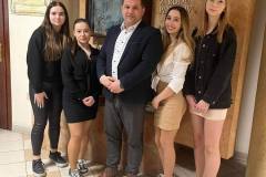 received_700363795203038